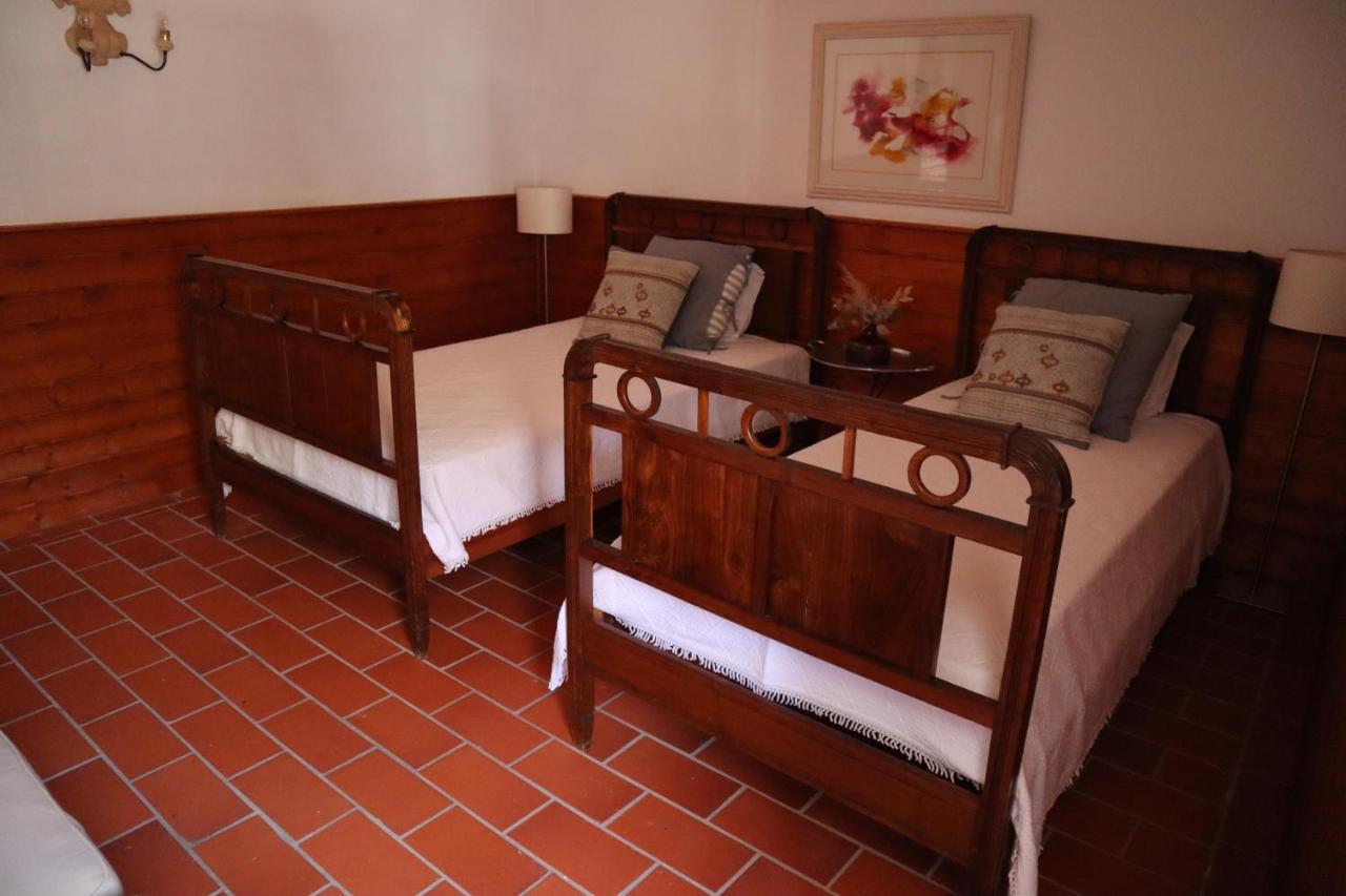 Bed and Breakfast Os Agostos Екстер'єр фото